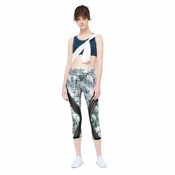 Lululemon Never Still Crop Wildwood White Multi 6